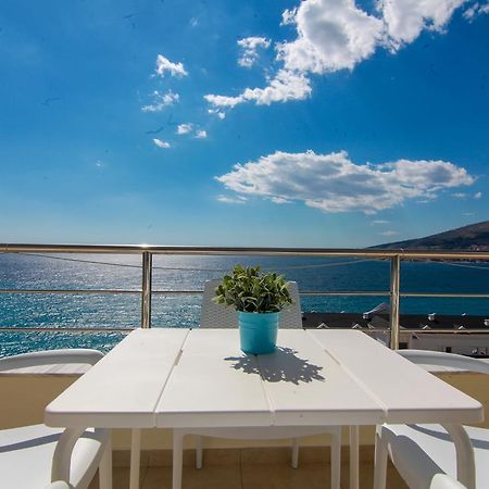 Blue Sea Apartments Саранда Экстерьер фото