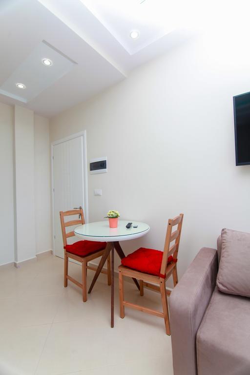 Blue Sea Apartments Саранда Номер фото
